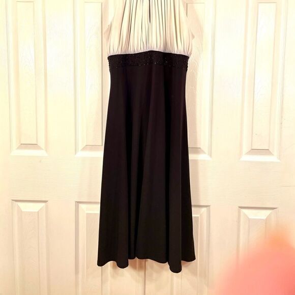 BLACK & WHITE JESSICA HOWARD EVENING DRESS SIZE 14 - Picture 2 of 7